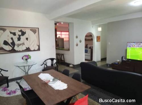 Vendo amplio apartamento en Chacao