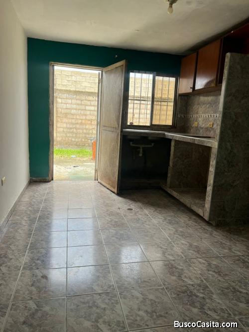 Venta de Casa en Conjunto Cerrado con Vigilancia - San Pablo Valley, Tocuyito