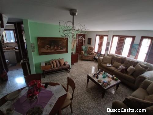 APARTOQUINTA EN VENTA EN EL TRIGAL SUR ALM - 9902082
