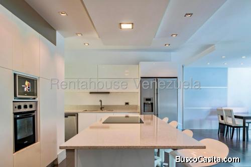 Apartamento en venta en Los Palos Grandes 26-15296 Caracas Remodelado de lujo