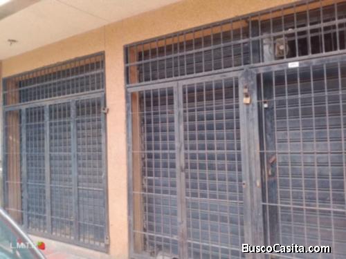 Venta de licorería con todo, en 2 locales propio de 170mts2 higuerote