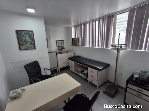 Oficina en venta en PB Plaza Venezuela 3D1B