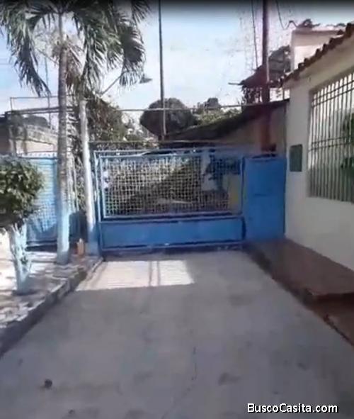 Oferta en venta Casa con Galpón en San Antonio de Yare