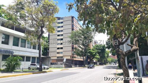 Venta de apartamento en Chuao