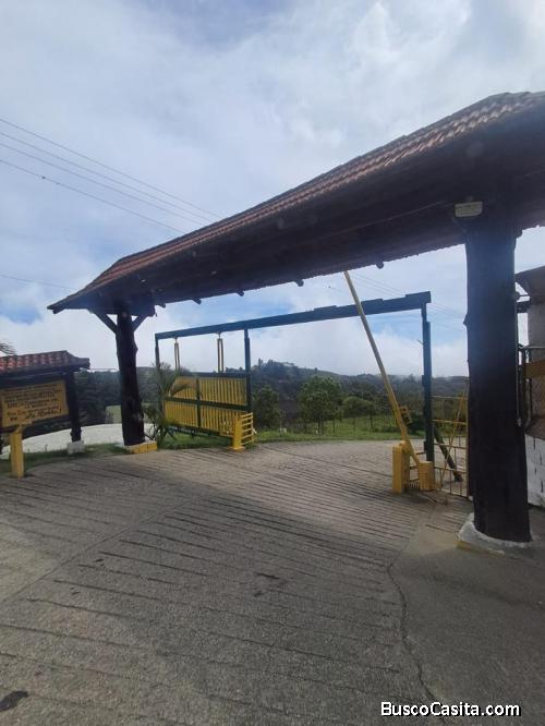 Terreno en Venta km 23 Junquito 