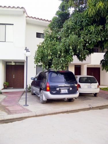 casa en la avenida beni 4to anillo