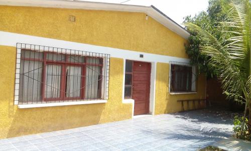 CASA EN VENTA de 2 Plantas en la Ciudad de VILLAMONTES
