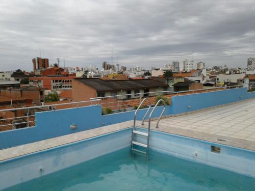 EN EDIFICIO BELLAVISTA COMODO  DEPARTAMENTO