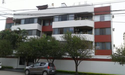 VENDO DEPARTAMENTO EN CONDOMINIO