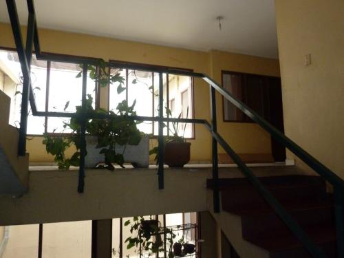VENDO HERMOSO EDIFICIO EN EXCELENTE UBICACION 
