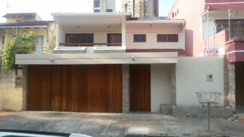 VENDO AMPLIA Y HERMOSA CASA ZONA DE LA PLAZUELA DEL ESTUDIANTE