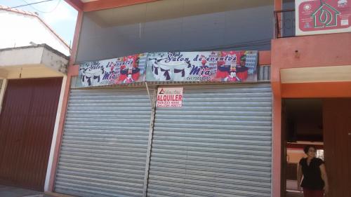 HERMOSO Y AMPLIO LOCAL CERCA A LA AV. 3 PASOS AL FRENTE