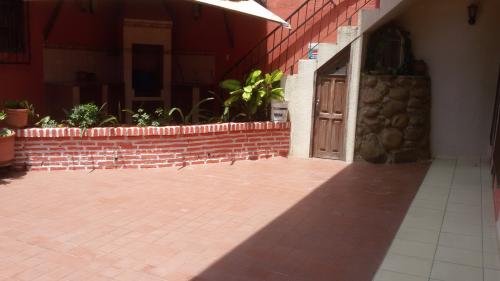 ALQUILO COMODO DEPARTAMENTO CERCA A FERIA BARRIO LINDO