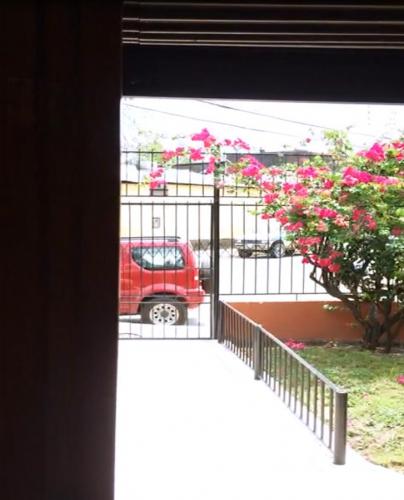 ALQUILO COMODA CASA EN URBARI