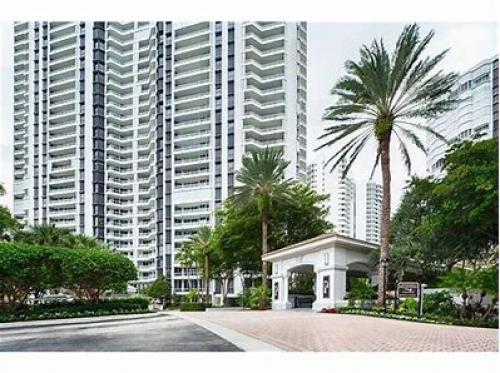 Lujoso apartamento en Aventura, FL USA 