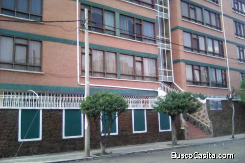 Venta Departamento 3 dormitorios en Irpavi, calle 2