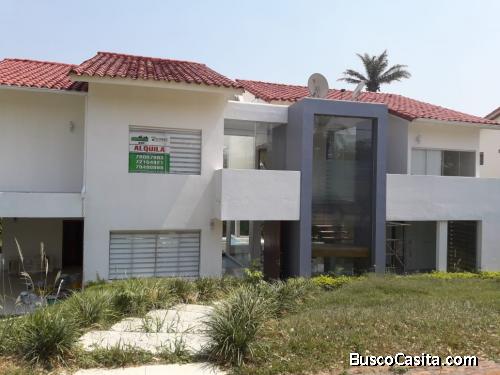 En Venta Casa, 3 Suites, Colinas del Urubó, La  Cañada 
