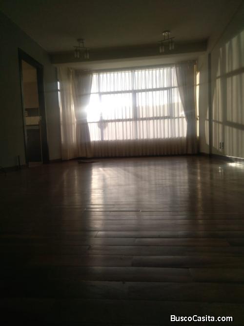 Hermoso y Soleado Departamento en Irpavi ( Vergel) en Condominio Cerrado