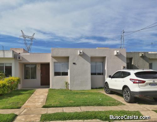 EN VENTA CASA EN COND: SEVILLA LAS TERRAZAS