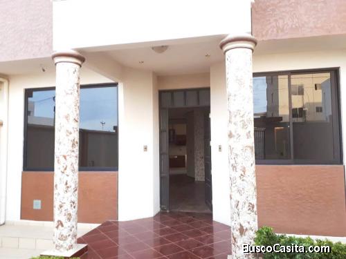 BONITA CASA A ESTRENAR EN VENTA