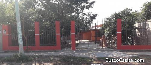 CASA EN VENTA EN COTOCA BARRIO SAN MARINO.