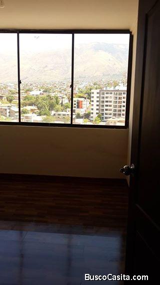 AMPLIO DEPARTAMENTO EN ALQUILER DE 3 DORMITORIO EN PLENA PLAZUELA CALA CALA