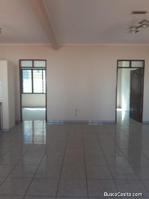 Departamento en alquiler, en Santa Cruz