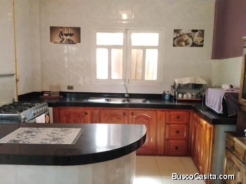 CASA EN VENTA DOS CUADRAS DE LA TERMINAL DE SACABA