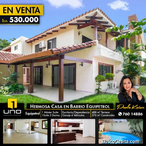 Hermosa casa con piscina en venta - Barrio Equipetrol