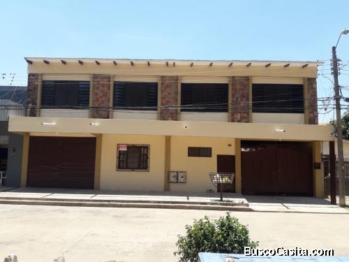 CASA EN VENTA  EN AV. VIRGEN DE COTOCA 4TO. ANILLO