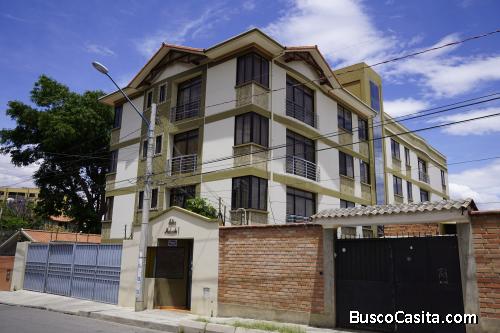 ANTICRETICO 3 Dormitorios · 2 baños · 1 garaje · 156.00 m2 ( OJO .- Con Opción a Venta )
