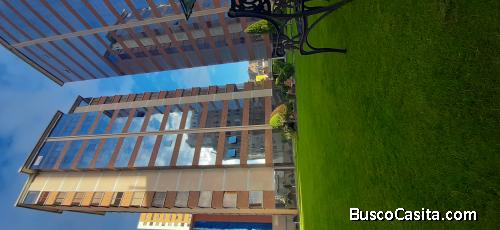 VENDO PENTHOUSE SOLEADO, 220 MTS. Calacoto - ed. VILLA JARDIN