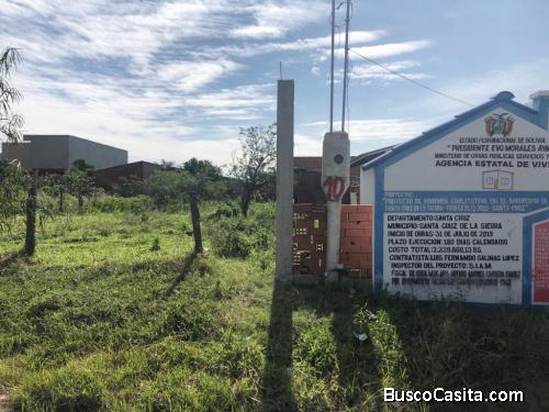 Sobre avenida principal asfaltada