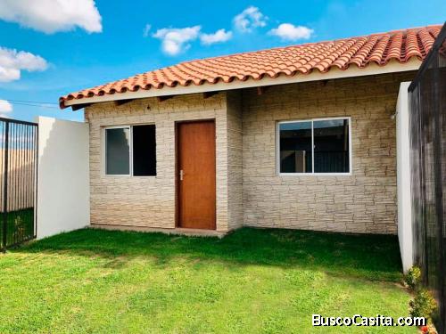 HERMOSA CASA EN URBANIZACION LA CASTAÑA ( sstalite norte )