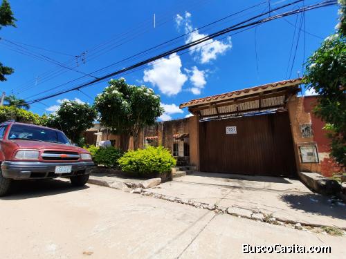 Casa en Venta de 1 Planta Zona Banzer 5to Anillo