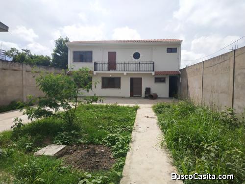 Casa en venta zona norte, mercado Los Posos, Av. Alemana, 7 y 8 anillo de Santa Cruz, Bolivia