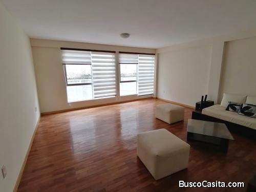 $us.160.000.-HERMOSO DPTO. DUPLEX  4D EN IRPAVI   211 mtrs  LPZ