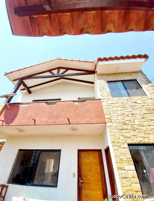 AMPLIA CASA EN VENTA URB. PALMA VERDE!!!