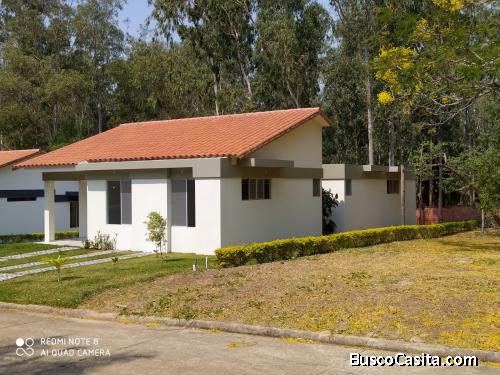 HERMOSA VIVIENDA A ESTRENAR EN LA MEJOR UBICACIÓN EN EL URUBÓ.