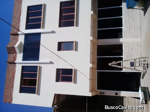 CASA EN SUCRE  en zona comercial