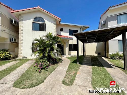 Hermosa Casa en Condominio Bavaria - Zona Norte