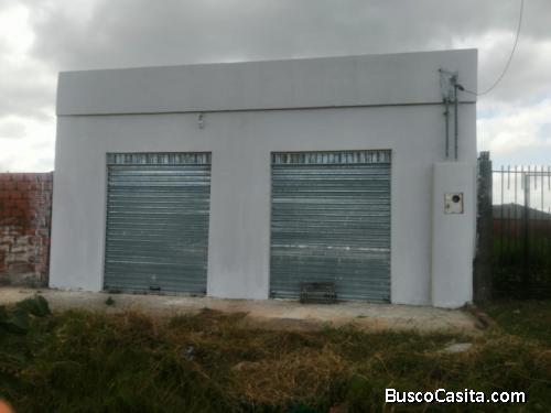 VENDO CASA CON LOCAL COMERCIAL EN ZONA EL TRAPICHE 