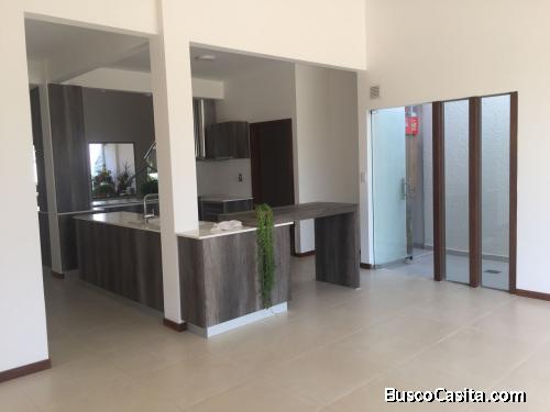 Casa LUJOSA en Venta. (TRATO DIRECTO con el dueño)  