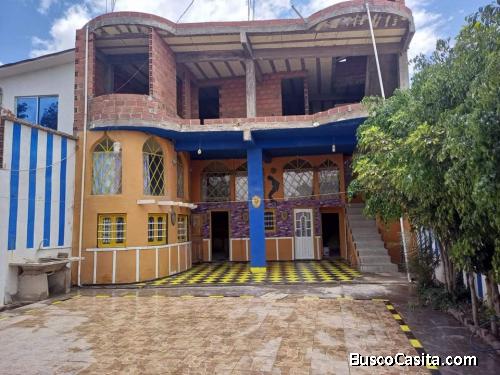 CASA EN VENTA EN SIPE SIPE VALLE HERMOSO COCHABAMBA BOLIVIA