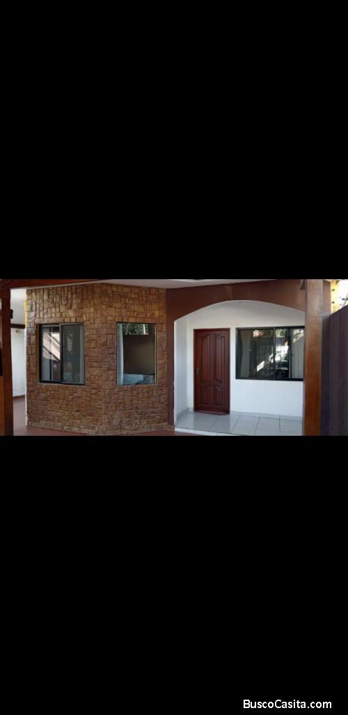 Bonita casa en Zona Sur Av.Radial 13 6to anillo