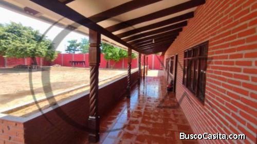 CASA EN VENTA URBANIZACION JARDINES DEL NORTE 