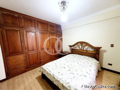 Amplio Departamento Amoblado de 3 Dormitorios en Alquiler