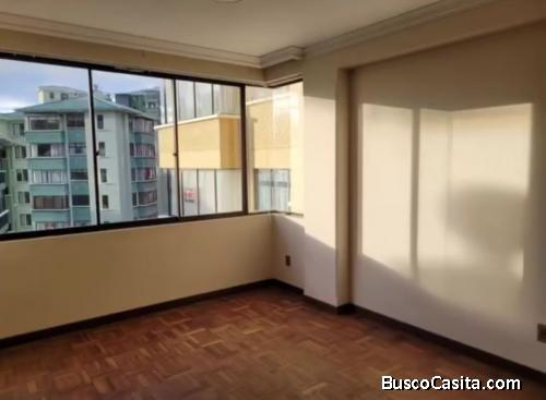 VENDO HERMOSO DEPARTAMENTO EN AV. ARCE - LA PAZ 