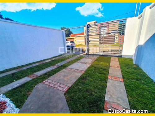 MODERNA CASA EN VENTA DE UNA PLANTA