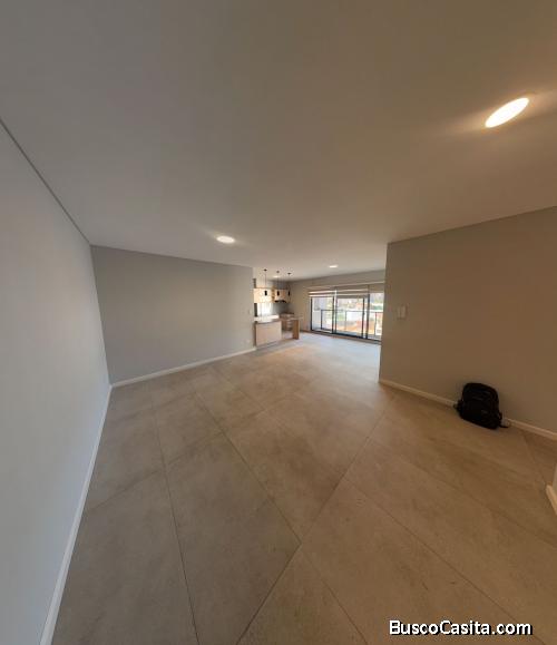 Venta de departamento de 3 habitaciones en Cochabamba 